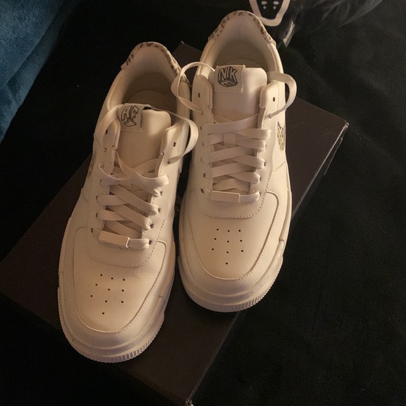 Nike Air Force 1 Pixel SE - Picture 3 of 7